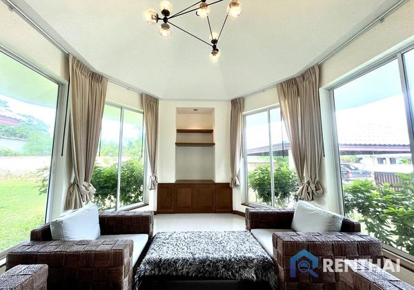 House 3 beds. 272 sq.m. - photo 4