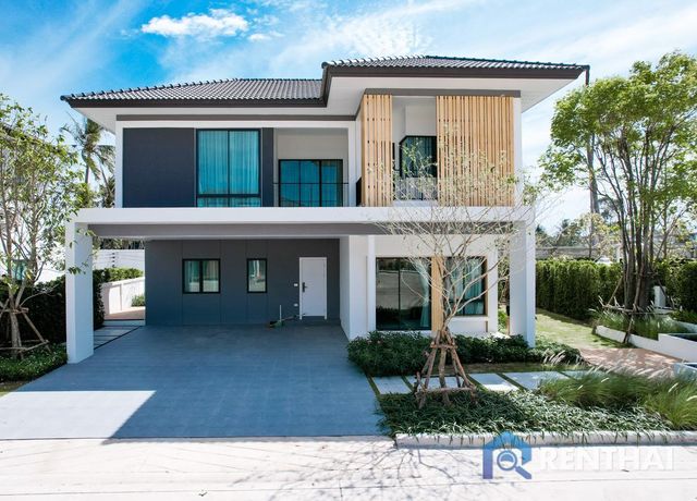 House 4 beds. 215 sq.m. - photo 1