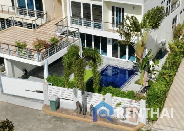 Villa 4 beds. 350 sq.m. - photo 1