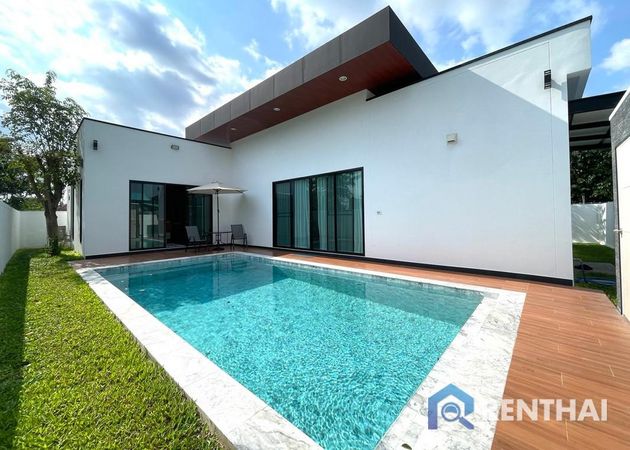 House 4 beds. 240 sq.m. - photo 1