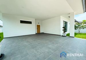 House 3 beds. 190 sq.m. - photo 2
