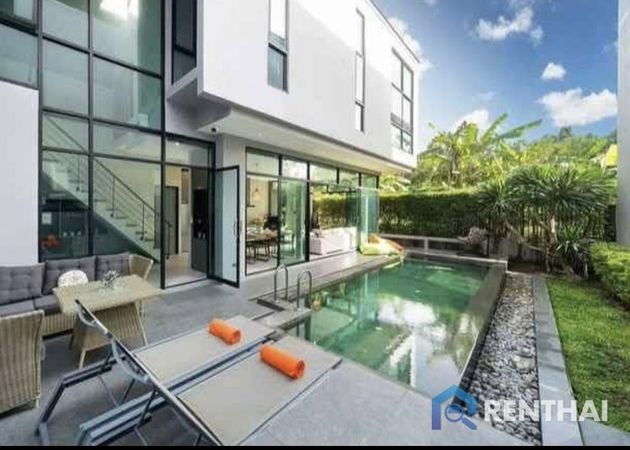 Villa 3 beds. 360 sq.m. - photo 1
