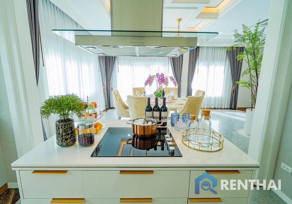 House 4 beds. 339 sq.m. - photo 4