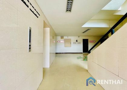 Jomtien Thip Condotel - photo 10