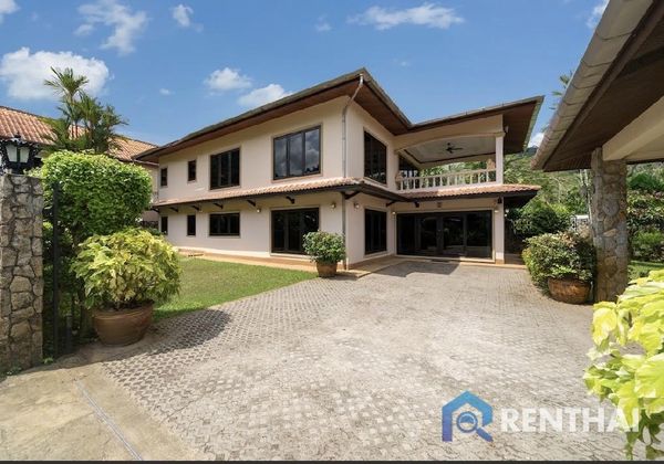 House 3 beds. 600 sq.m. - photo 1