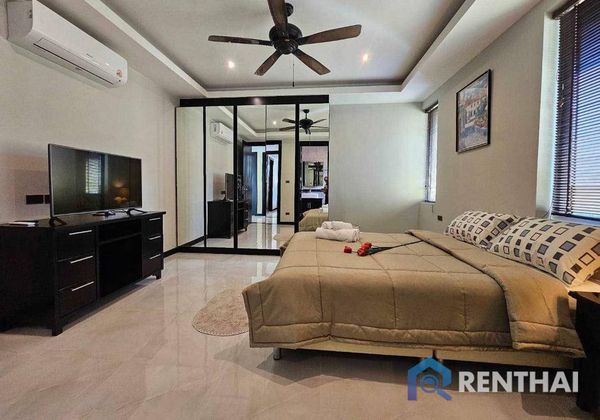 House 4 beds. 246 sq.m. - photo 4
