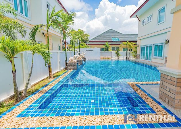 House 4 beds. 339 sq.m. - photo 1