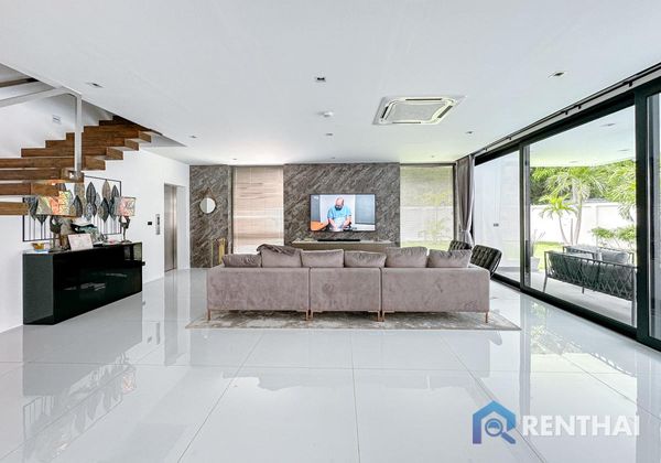 Villa 6 beds. 750 sq.m. - photo 3