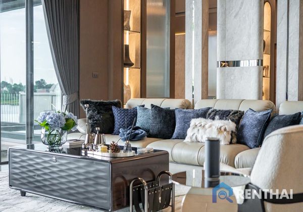 House 6 beds. 989 sq.m. - photo 4