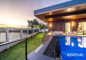 House 6 beds. 989 sq.m. - photo 2