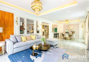 House 5 beds. 377 sq.m. - photo 3