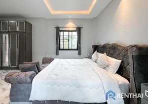 Villa 4 beds. 200 sq.m. - photo 2