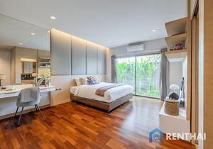 House 3 beds. 449 sq.m. - photo 4