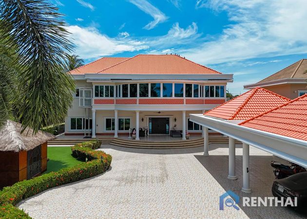 Villa 6 beds. 475 sq.m. - photo 1