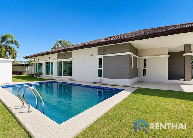 House 4 beds. 215 sq.m. - photo 1
