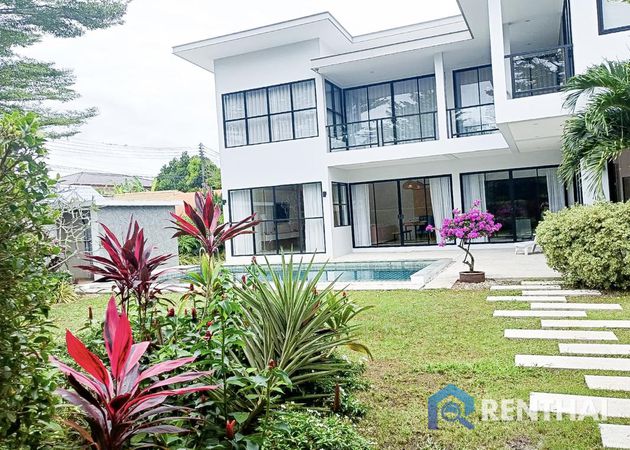 Villa 4 beds. 555 sq.m. - photo 1