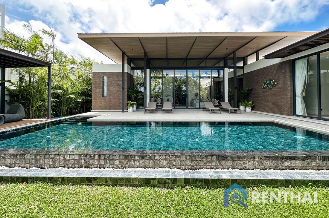 Boat Avenue Residence - photo 1