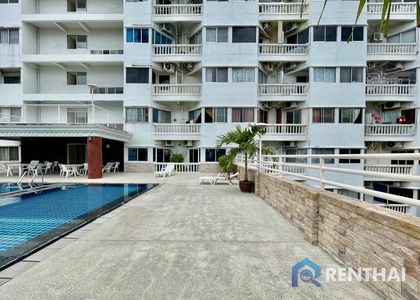Jomtien Thip Condotel - photo 2