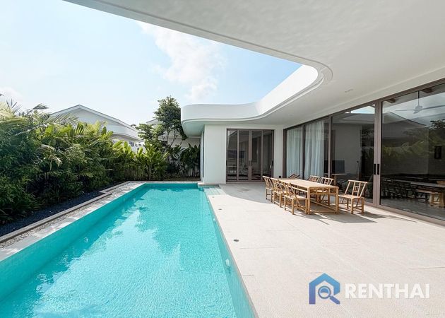 House 4 beds. 359 sq.m. - photo 1