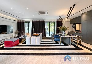 House 4 beds. 260 sq.m. - photo 3