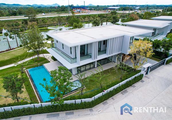 Villa 5 beds. 650 sq.m. - photo 1
