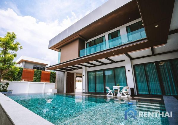 House 5 beds. 560 sq.m. - photo 1