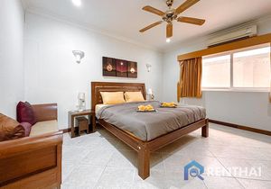 Villa 5 beds. 400 sq.m. - photo 2