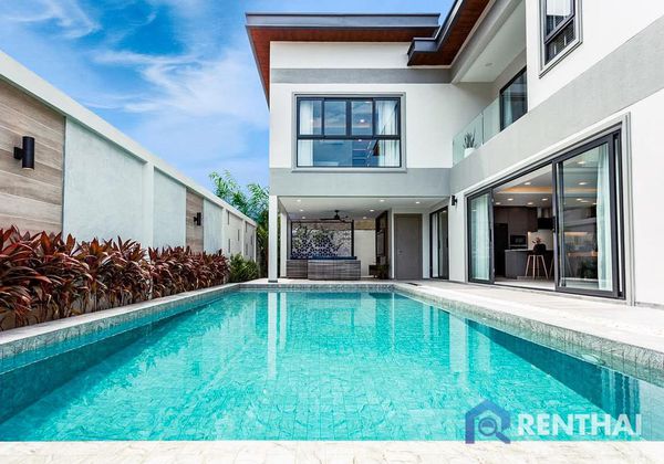 Villa 4 beds. 300 sq.m. - photo 1