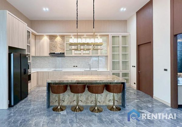 House 4 beds. 429 sq.m. - photo 4