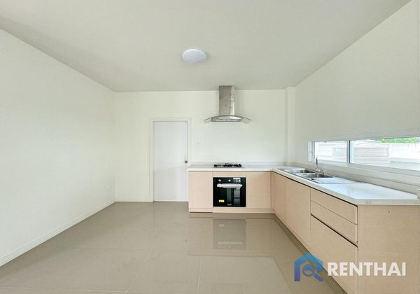 House 3 beds. 305 sq.m. - photo 5
