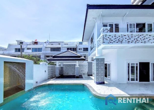 House 4 beds. 470 sq.m. - photo 1