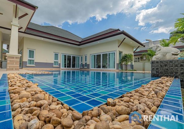 House 3 beds. 223 sq.m. - photo 1
