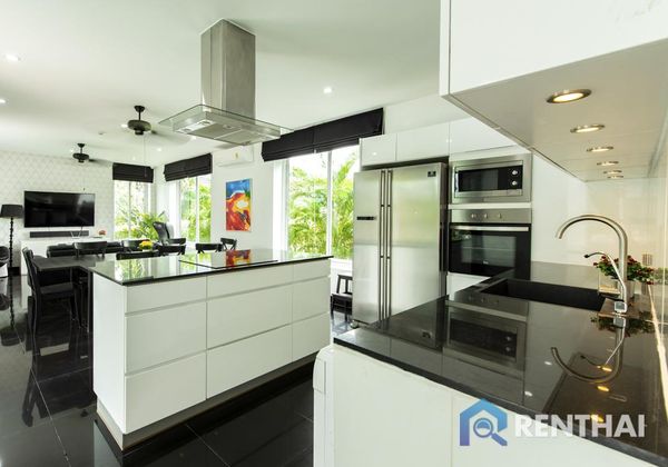 House 4 beds. 200 sq.m. - photo 4