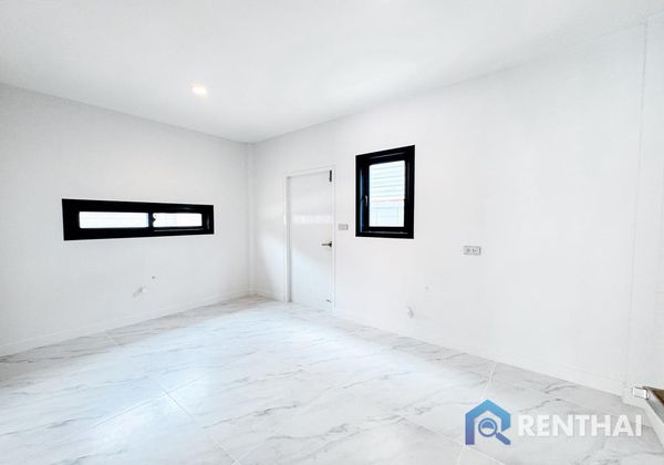House 4 beds. 190 sq.m. - photo 5