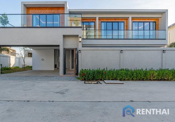 House 4 beds. 316 sq.m. - photo 2