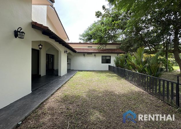 House 4 beds. 170 sq.m. - photo 1